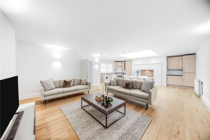 1 Bedroom Flat To Rent In Wimpole Street, Marybeone, London, W1G