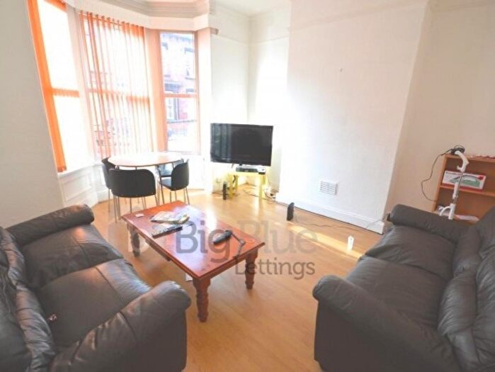 6 Bedroom House To Rent In Norwood Terrace, Leeds, LS6