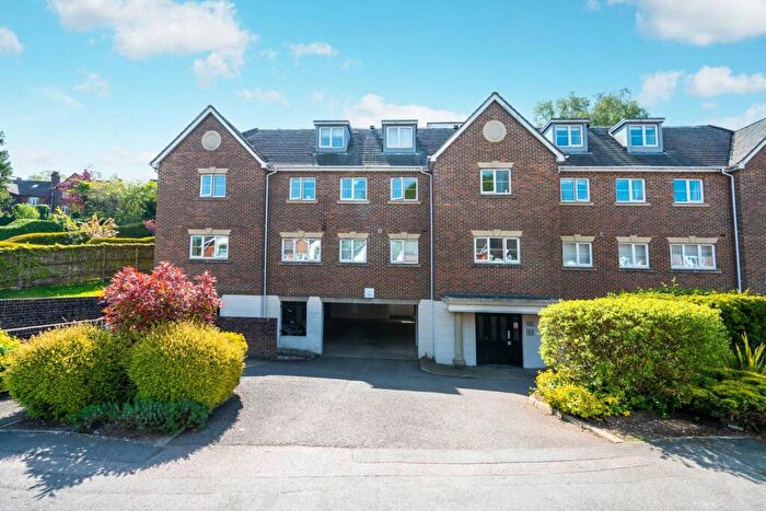 2 Bedroom Flat To Rent In Kings Road, Haslemere, , Haslemere, GU27