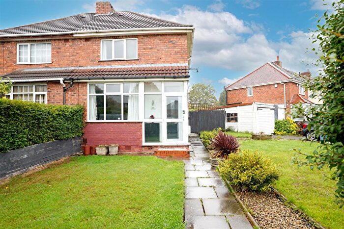 2 Bedroom Semi-Detached House For Sale In Hardwick Road, Solihull, B92