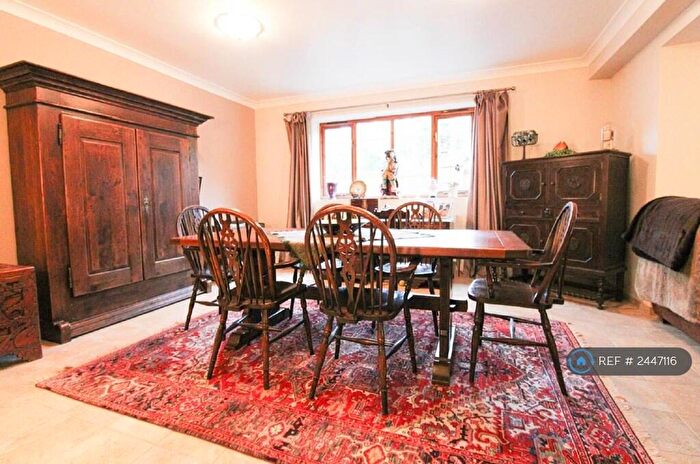 4 Bedroom Semi-Detached House To Rent In Capstone Road, Gillingham, ME7