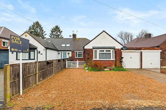 3 Bedroom Semi Detached House For Sale In Shelton Avenue, Warlingham, CR6