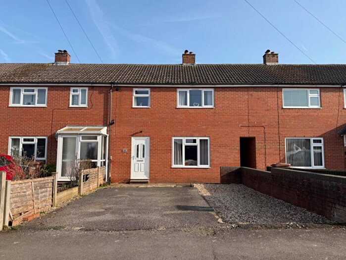 3 Bedroom Terraced House For Sale In Crescent Way, Cholsey, OX10