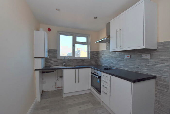 1 Bedroom Flat To Rent In Hartshill Road, Stoke-on-Trent, ST4
