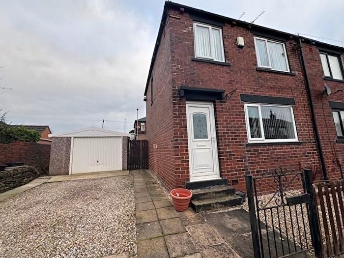 3 Bedroom Property To Rent In Nansen Street, Bramley, Leeds, LS13