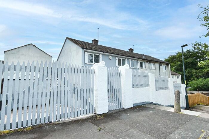 3 Bedroom End Of Terrace House To Rent In Barratts Road, Birmingham, West Midlands, B38
