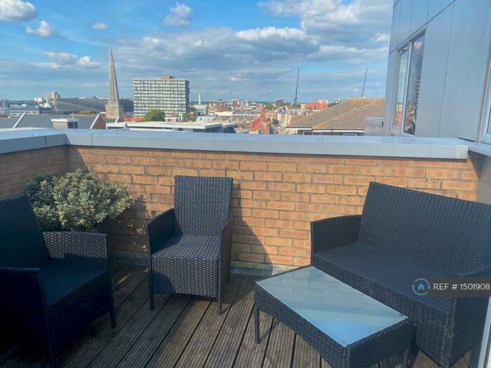 2 Bedroom Flat To Rent In Telephone House, Southampton, SO14