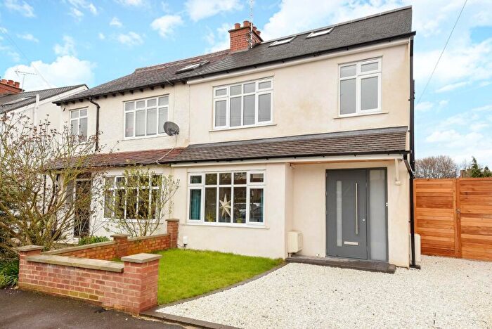 4 Bedroom Semi-Detached House To Rent In College Crescent, Windsor, SL4