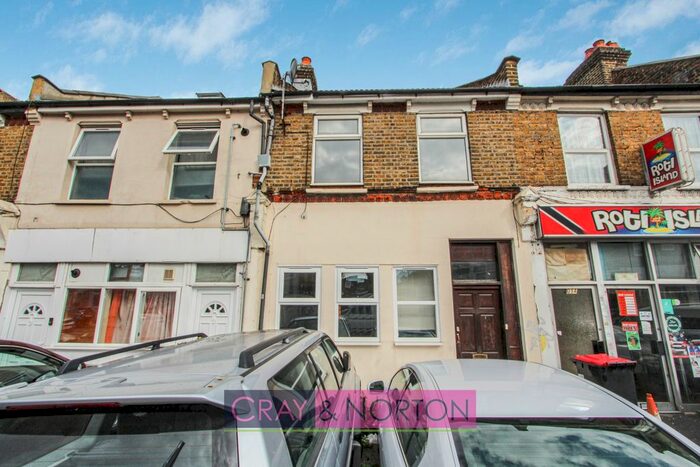 1 Bedroom Flat To Rent In First Floor, Portland Road, South Norwood, SE25