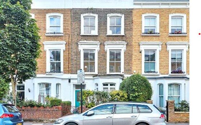 3 Bedroom Apartment To Rent In Shelburne Road, Islington, London, N7