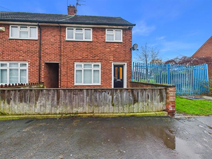 3 Bedroom End Of Terrace House For Sale In Tilbury Road, Hull, HU4