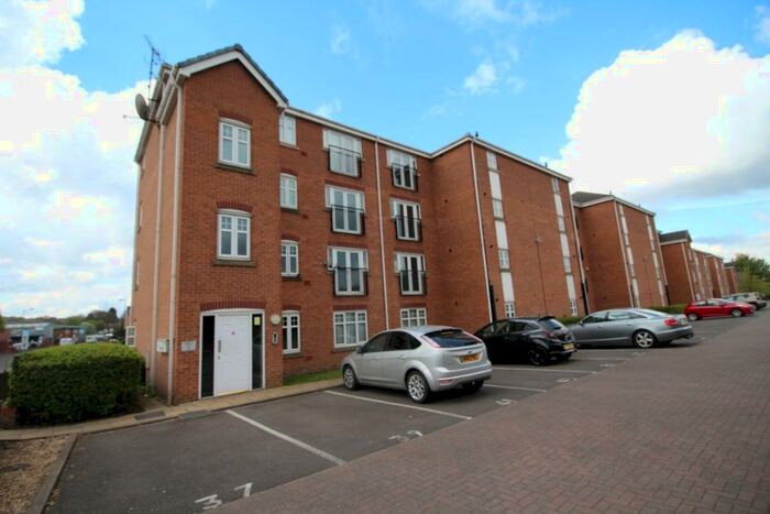 1 Bedroom Flat To Rent In Bonneville Close, Tipton, West Midlands, DY4