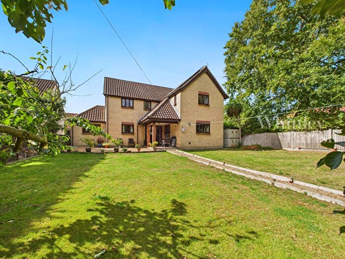 4 Bedroom Detached House For Sale In Norwich Road, Thwaite, IP23