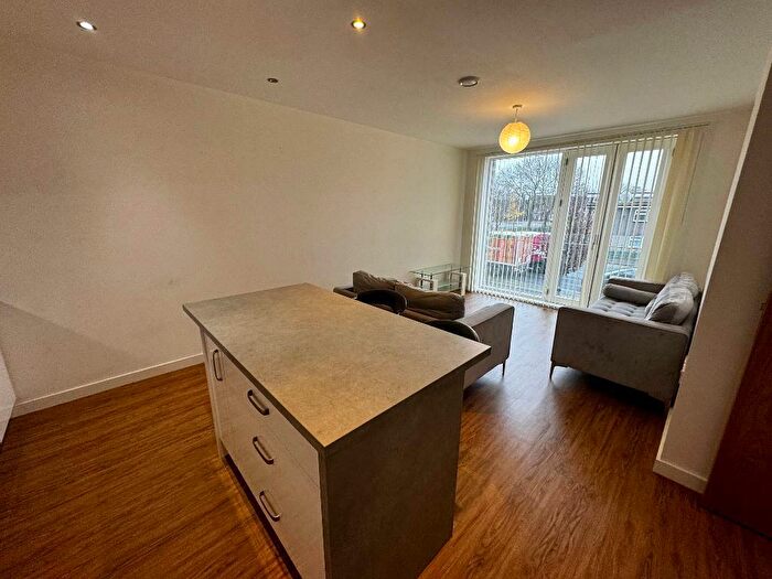 2 Bedroom Apartment To Rent In City Road, Hulme, Manchester, M15
