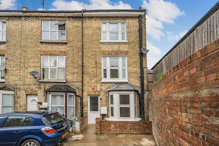 3 Bedroom End Of Terrace House To Rent In Princes Road, West Ealing, London, W13