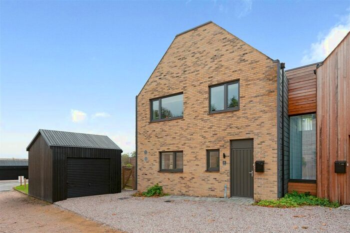 3 Bedroom Semi-Detached House To Rent In Cherry Wood, Hernhill, Faversham, ME13