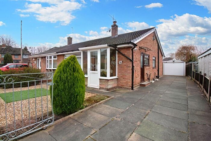 2 Bedroom Semi-Detached Bungalow To Rent In Mosslands, Eccleston, WA10