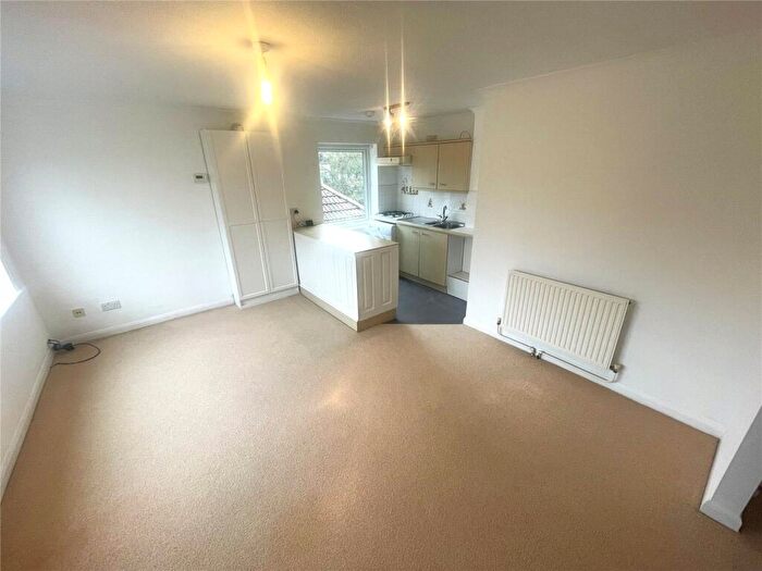 1 Bedroom Apartment To Rent In Chumleigh Court, Gordon Road, Shenfield, CM15