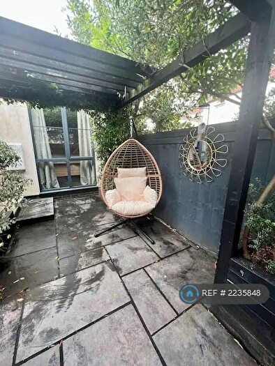 2 Bedroom End Of Terrace House To Rent In Monmouth Road, Bristol, BS7
