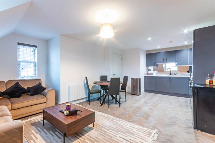 2 Bedroom Flat For Sale In Anchor Lane, Heybridge, Maldon, CM9