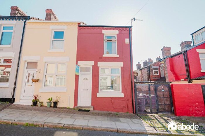 2 Bedroom End Of Terrace House For Sale In Bowood Street, Liverpool, L8