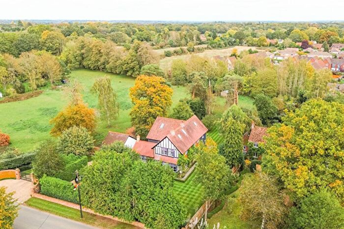 7 Bedroom Detached House For Sale In Beautiful Edwardian Residence In Watlington - Spacious Grounds And Ideal For Commuting To London, PE33