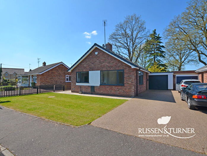 3 Bedroom Detached Bungalow For Sale In Beechwood Close, Watlington, PE33