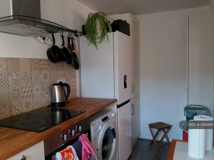 1 Bedroom Flat To Rent In London, London, E5