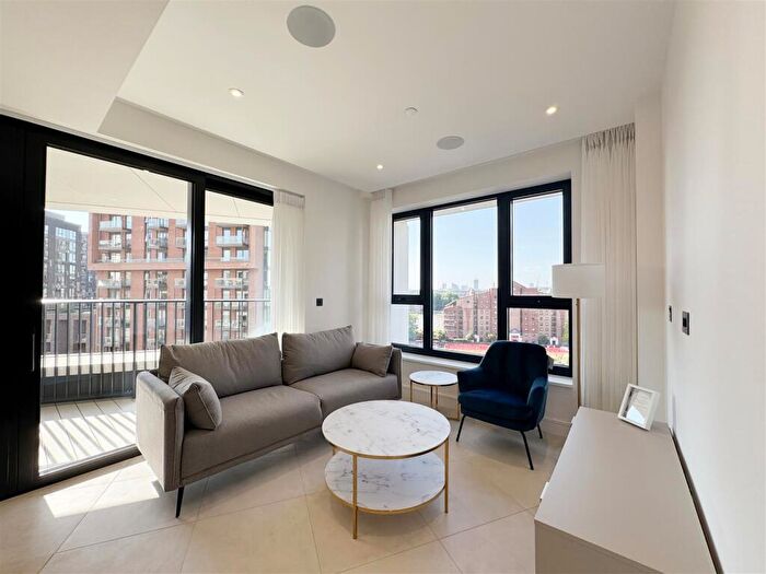 1 Bedroom Flat To Rent In One Linear Place, Nine Elms, London, SW11