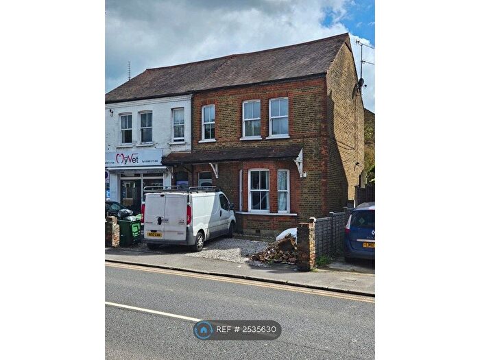 2 Bedroom Maisonette To Rent In Cowley Road, Uxbridge, UB8