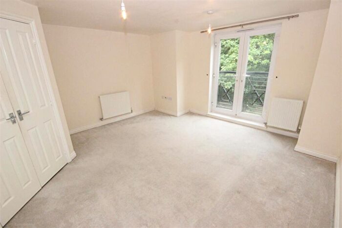 2 Bedroom Apartment To Rent In Century Way, Halesowen, B63