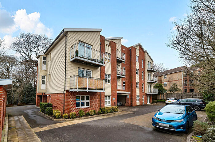 2 Bedroom Flat For Sale In Northlands Road, Banister Park, Southampton, Hampshire, SO15