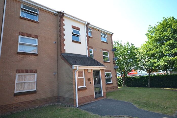 2 Bedroom Flat To Rent In Burns Avenue, Chadwell Heath, Romford, RM6