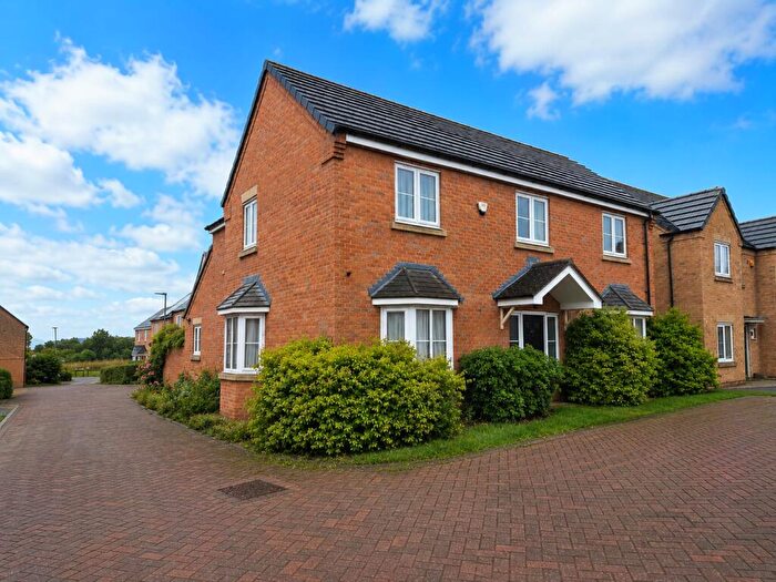 4 Bedroom Detached House For Sale In Libertas Drive, Stanground South, Peterborough, PE2