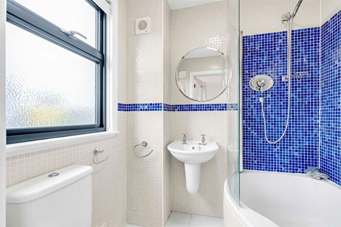 3 Bedroom Terraced House For Sale In Treen Avenue, Barnes, London, SW13
