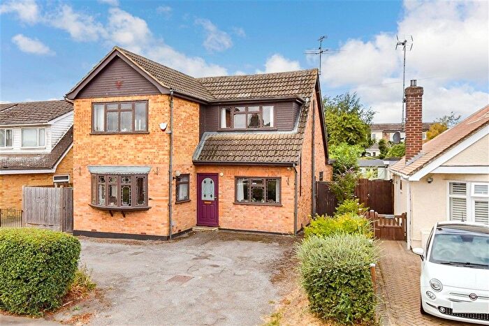 4 Bedroom Detached House For Sale In Harold Gardens, Wickford, Essex, SS11