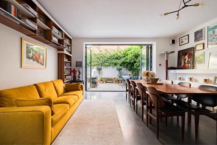 5 Bedroom Property To Rent In Addison Gardens, London, W14
