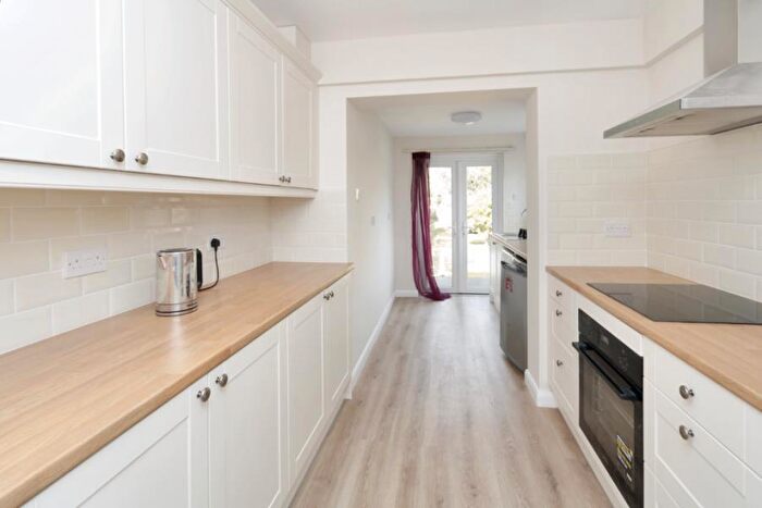 2 Bedroom Semi Detached House To Rent In Fullers Way South, Chessington, KT9