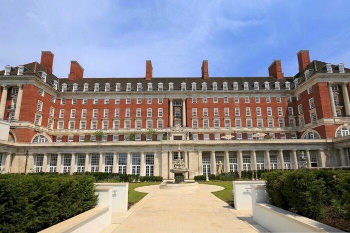 1 Bedroom Flat To Rent In Star &amp; Garter, Richmond Hill, Richmond, TW10