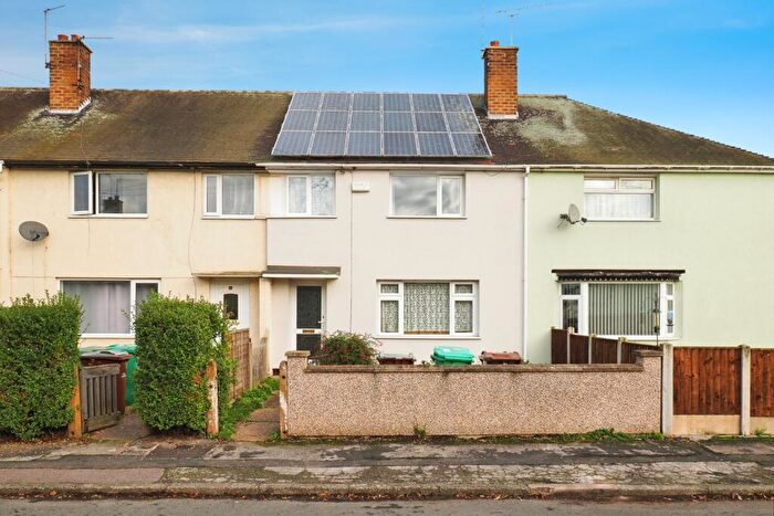 3 Bedroom Terraced House For Sale In Thistledown Road, Clifton, Nottingham, NG11