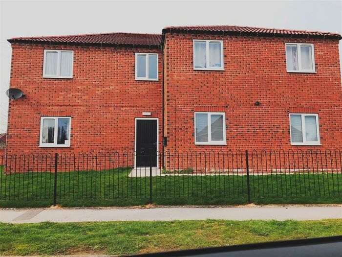 2 Bedroom Flat To Rent In Beverley Road, Harworth, Doncaster, DN11