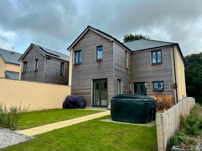 3 Bedroom Semi-Detached House To Rent In Highwaymans Grove, Sourton, Okehampton, EX20