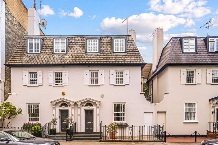 4 Bedroom Terraced House To Rent In Pembroke Gardens, London, W8
