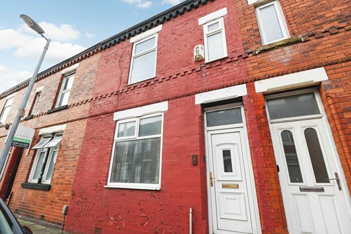 2 Bedroom Terraced House For Sale In Rostherne Street, Salford, M6