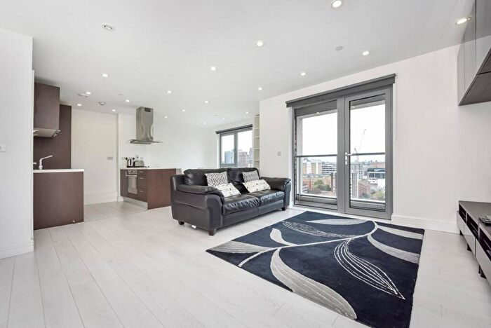 2 Bedroom Flat To Rent In Christian Street, Shadwell, London, E1