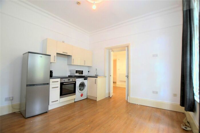 1 Bedroom Flat To Rent In Sydenham Park Road, London, SE26