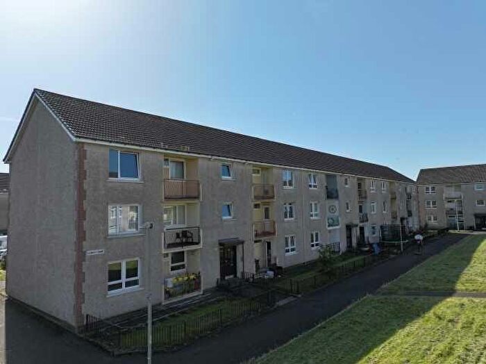 2 Bedroom Flat For Sale In Glenraith Square, Glasgow, G33