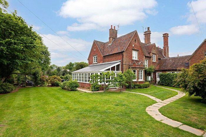 3 Bedroom Semi-Detached House For Sale In High Street, Ridgmont, Bedfordshire, MK43