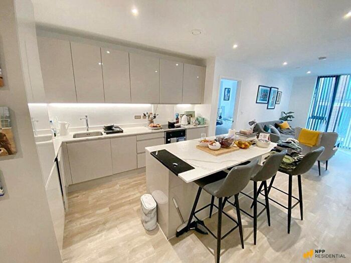 1 Bedroom Apartment For Sale In Fifve, Queen Street, Salford, TY5I