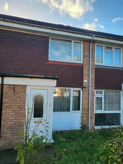 2 Bedroom Terraced House To Rent In Woodrush Way, Romford, Barking And Dagenham, RM6
